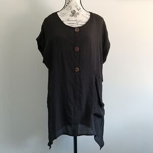 Papa Black Boxy Tunic with Short Sleeves